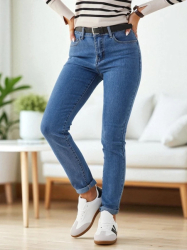JEANS - DÁMSKÉ M / 38