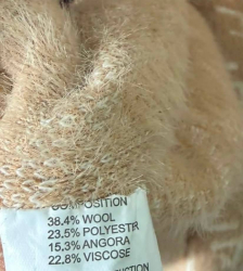 HEBKÝ KABÁTEK SE VZOREM